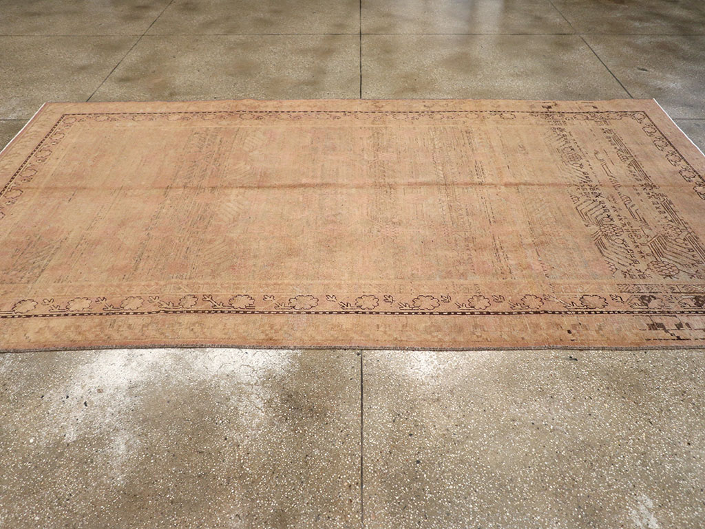 Vintage East Turkestan Khotan Carpet, No.18440 - Galerie Shabab