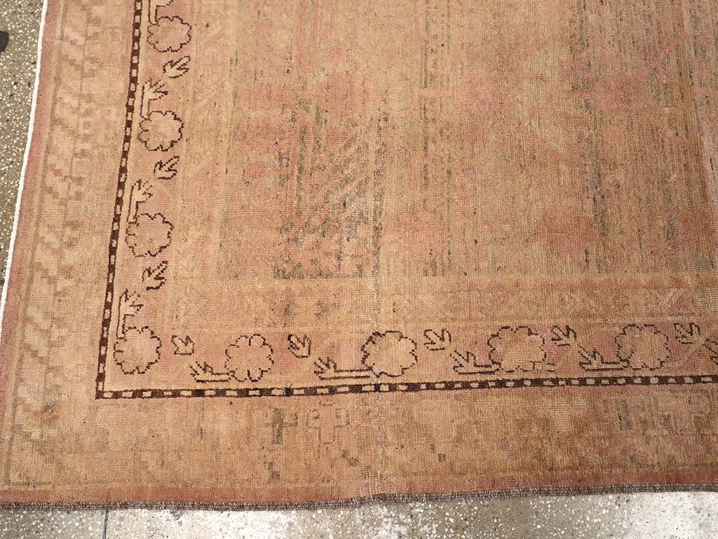 Vintage East Turkestan Khotan Carpet, No.18440 - Galerie Shabab
