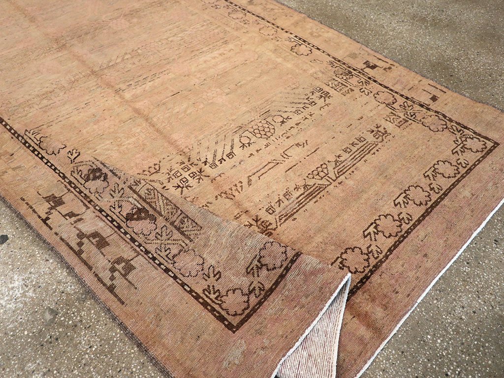 Vintage East Turkestan Khotan Carpet, No.18440 - Galerie Shabab