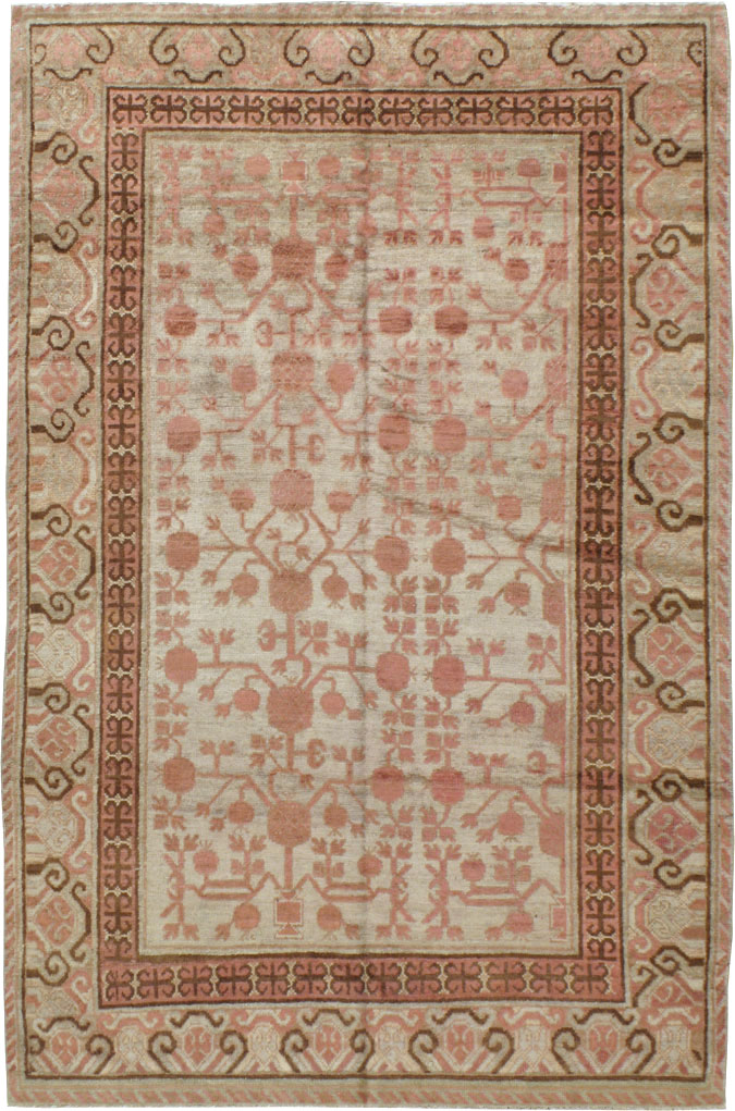 Vintage East Turkestan Khotan Rug, No.18442 - Galerie Shabab