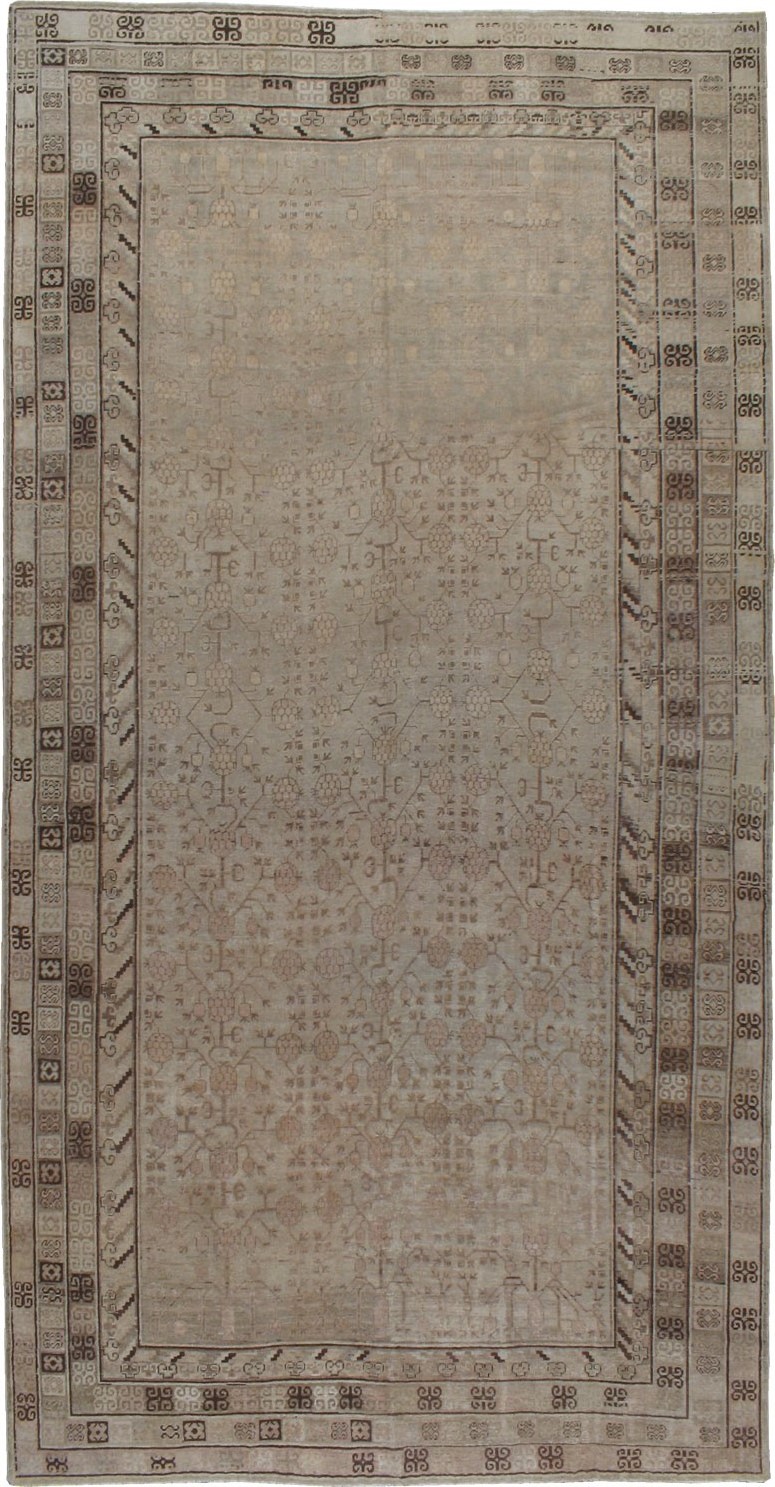 Antique Khotan Gallery Carpet, No.18445 - Galerie Shabab