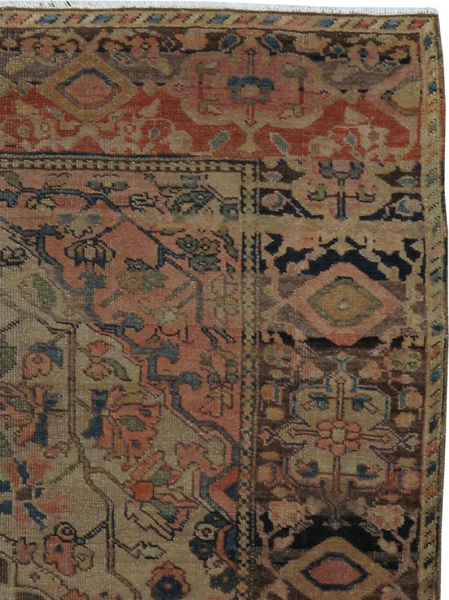 Antique Sarouk Farahan Rug, No.18462 - Galerie Shabab