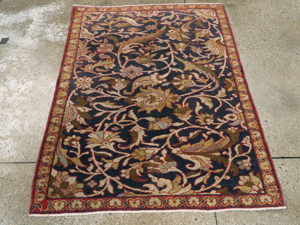 Antiuqe Persian Mahal Sampler Rug, No.18464 - Galerie Shabab