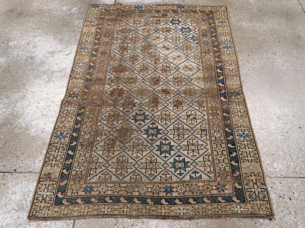 Antique Caucasian Shirvan Rug, No.18469 - Galerie Shabab