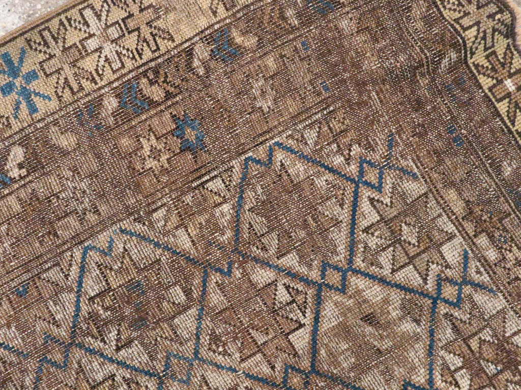 Antique Caucasian Shirvan Rug, No.18469 - Galerie Shabab