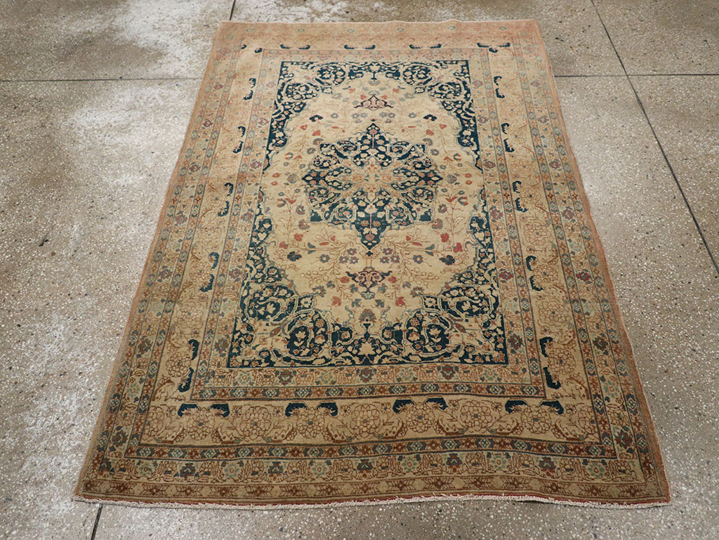 Antique Persian Tabriz Hagi Jalili Rug, No.18474 - Galerie Shabab