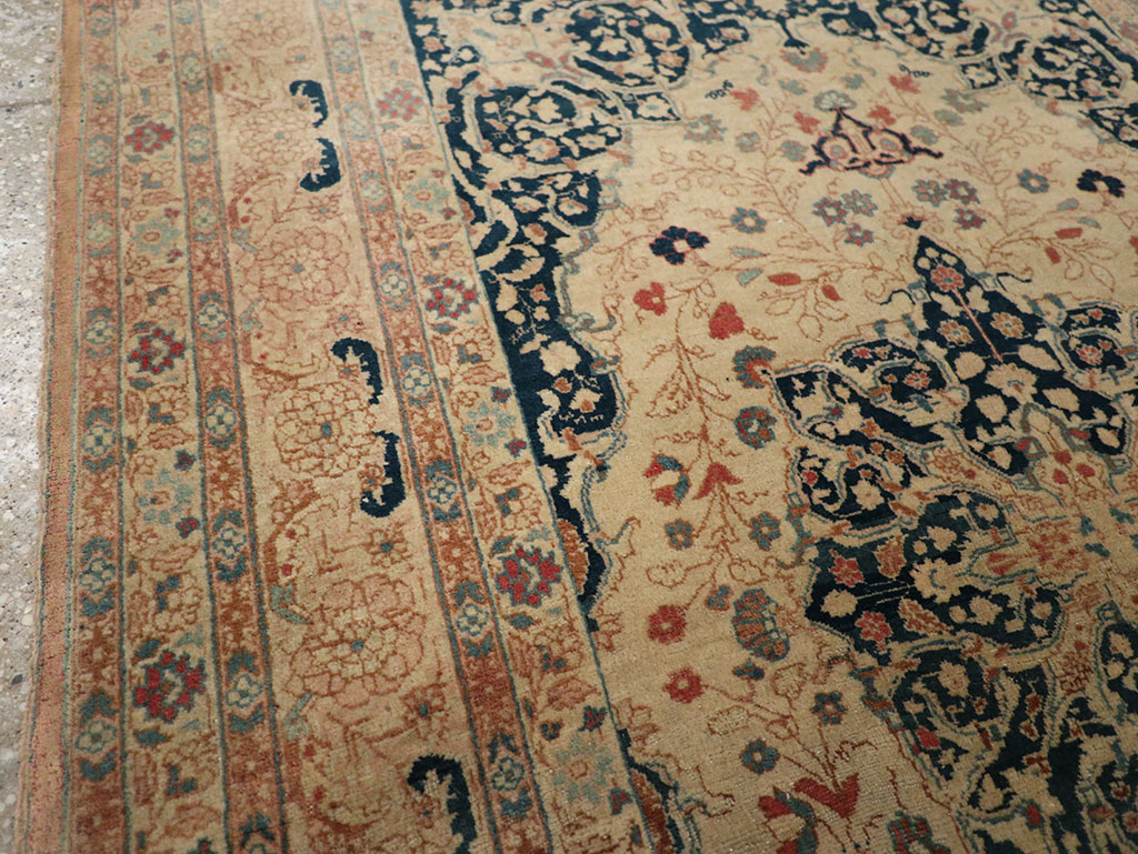 Antique Persian Tabriz Hagi Jalili Rug, No.18474 - Galerie Shabab