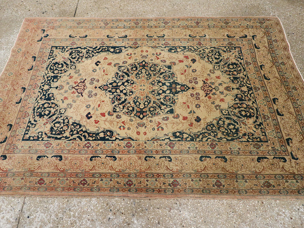 Antique Persian Tabriz Hagi Jalili Rug, No.18474 - Galerie Shabab