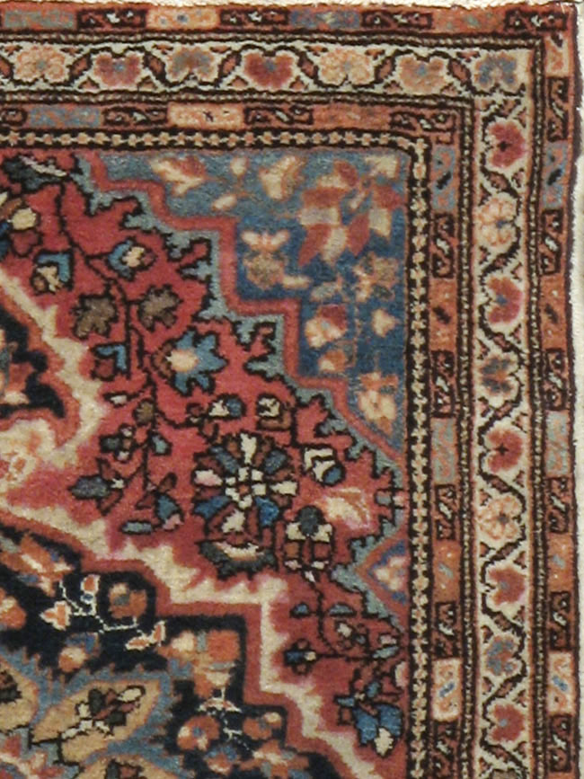 Antique Persian Sarouk Fereghan Rug, No.18482 - Galerie Shabab