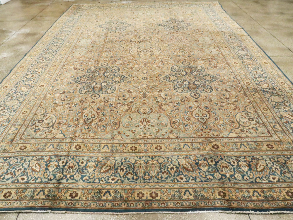 Antique Persian Mashad Carpet, No.18484 - Galerie Shabab