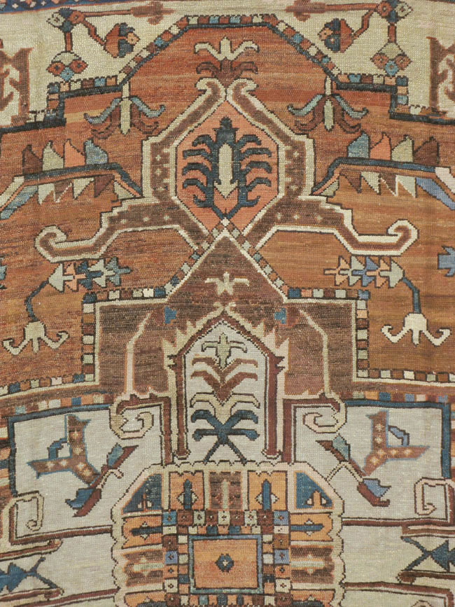 Antique Persian Serapi Carpet, No.18490 - Galerie Shabab