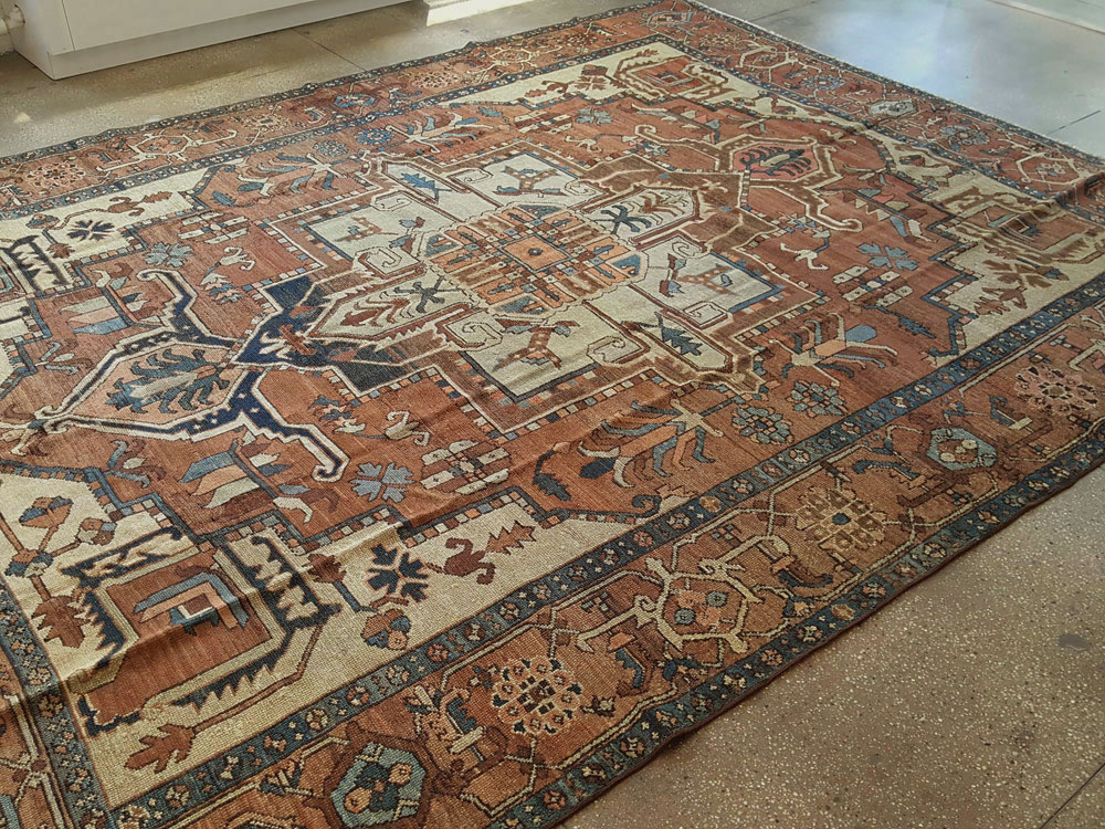 Antique Persian Serapi Carpet, No.18490 - Galerie Shabab