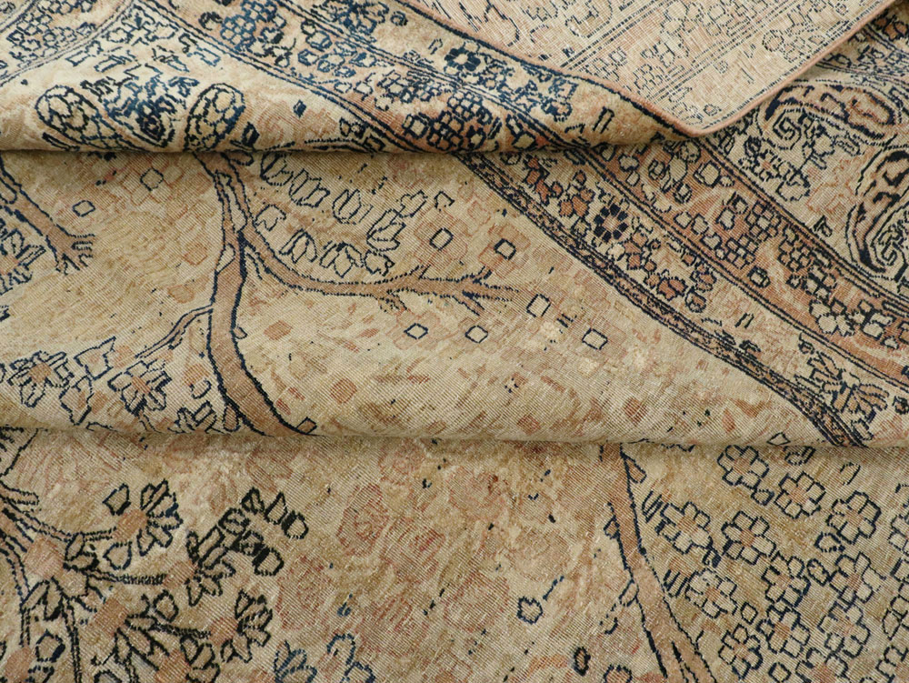 Antique Persian Lavar Kerman Carpet, No.18498 - Galerie Shabab