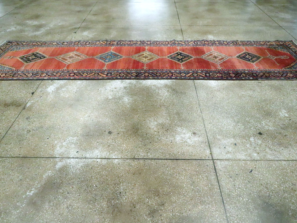 Antique Persian Bakshaish Runner, No.18510 - Galerie Shabab