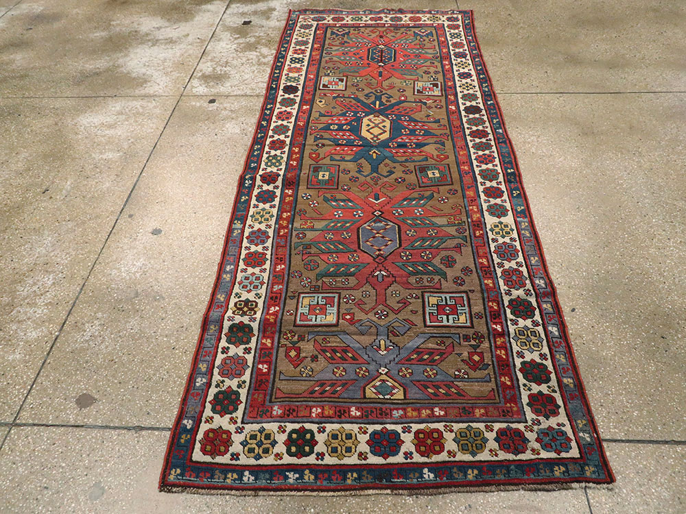 Antique Caucasian Kazak Rug, No.18514 - Galerie Shabab