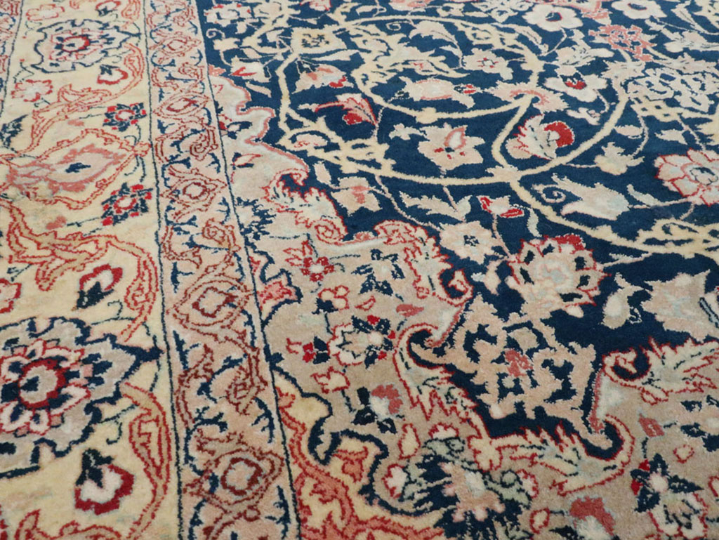 Vintage Persian Nain Rug, No.18527 - Galerie Shabab