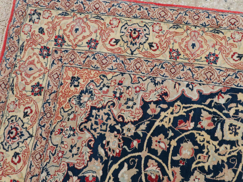 Vintage Persian Nain Rug, No.18527 - Galerie Shabab