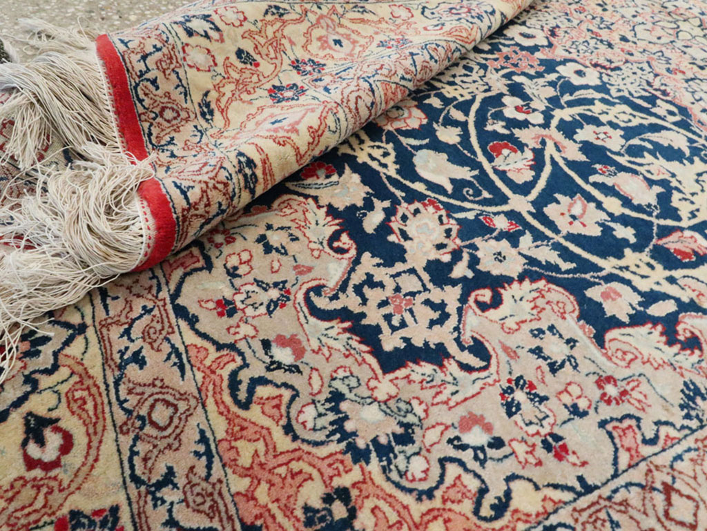 Vintage Persian Nain Rug, No.18527 - Galerie Shabab