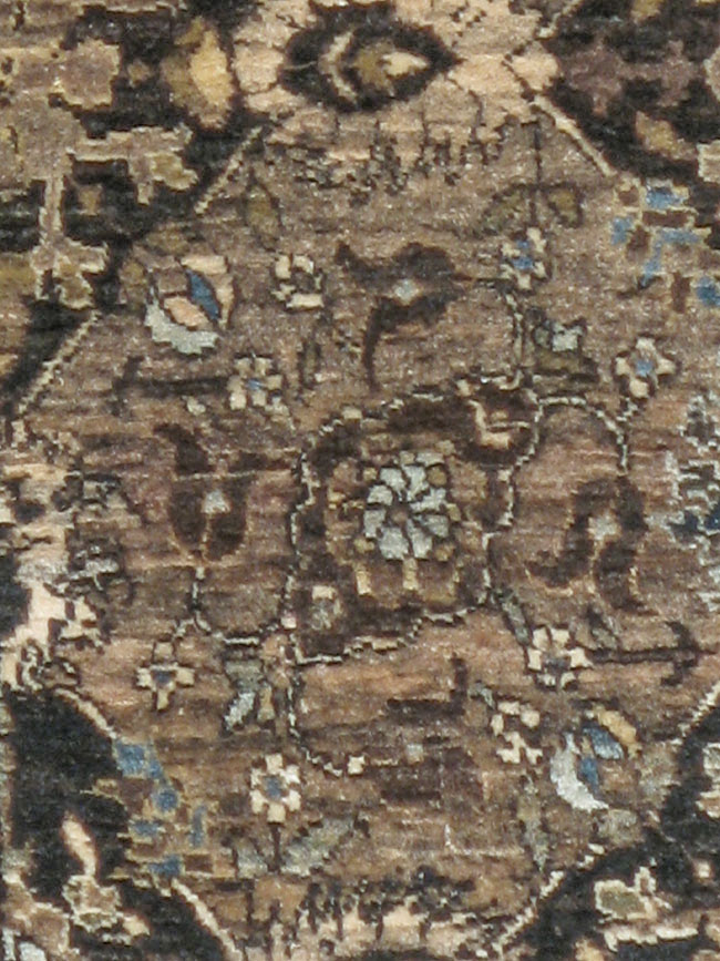 Antique Persian Fereghan Rug, No.18544 - Galerie Shabab