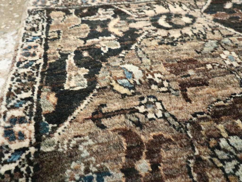 Antique Persian Fereghan Rug, No.18544 - Galerie Shabab