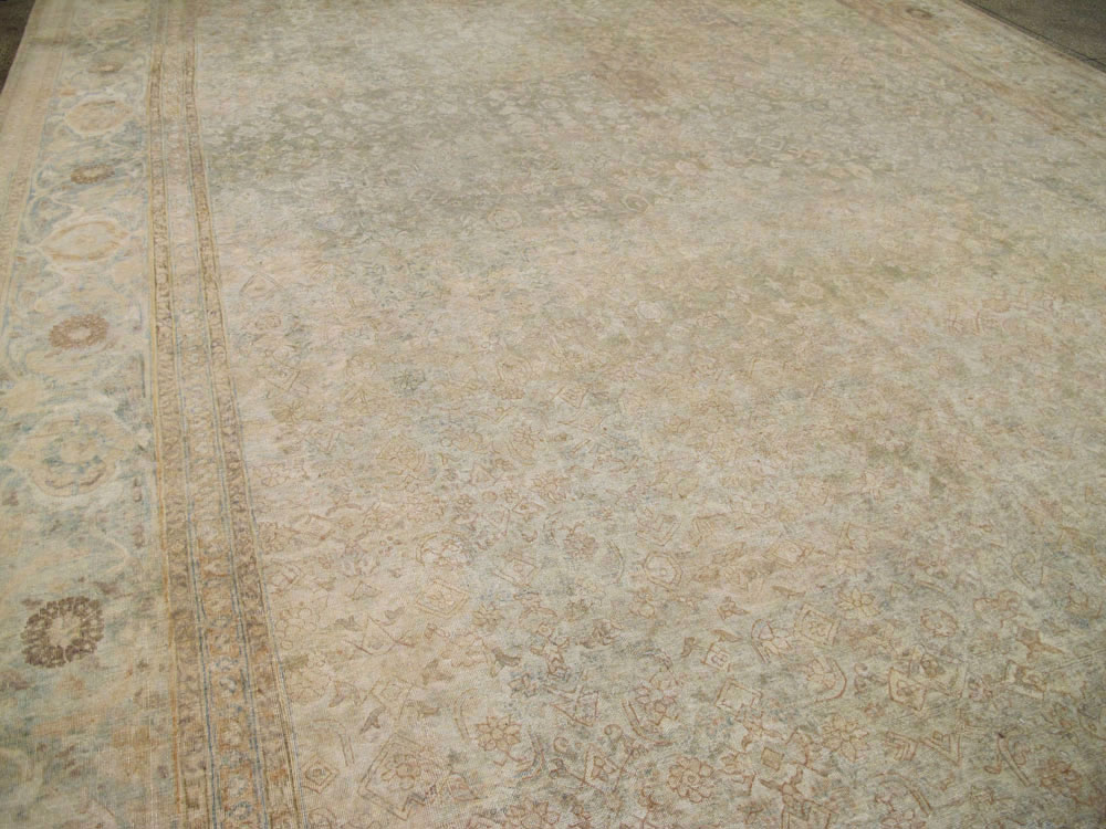 Antique Persian Tabriz Carpet, No.18553 - Galerie Shabab