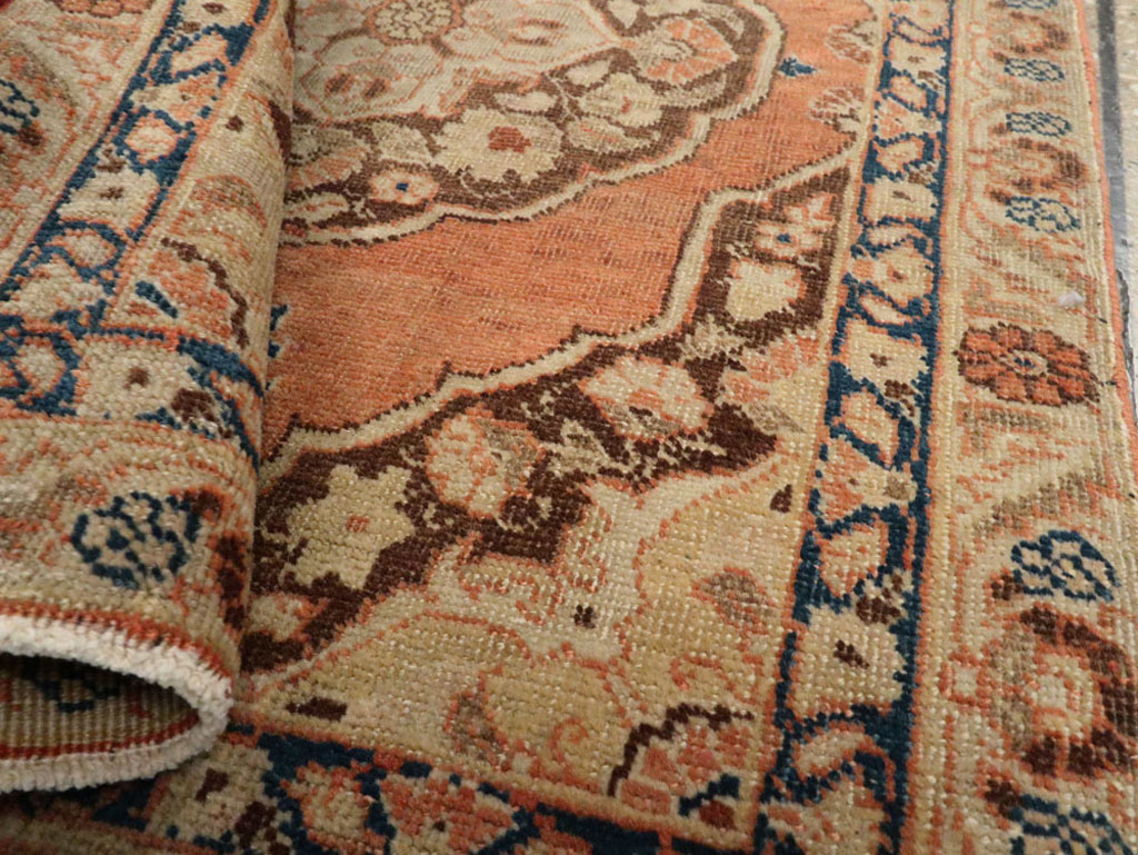 Antique Persian Tabriz Rug, No.18558 - Galerie Shabab