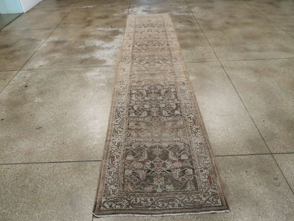 Antique Persian Malayer Runner, No.18576 - Galerie Shabab