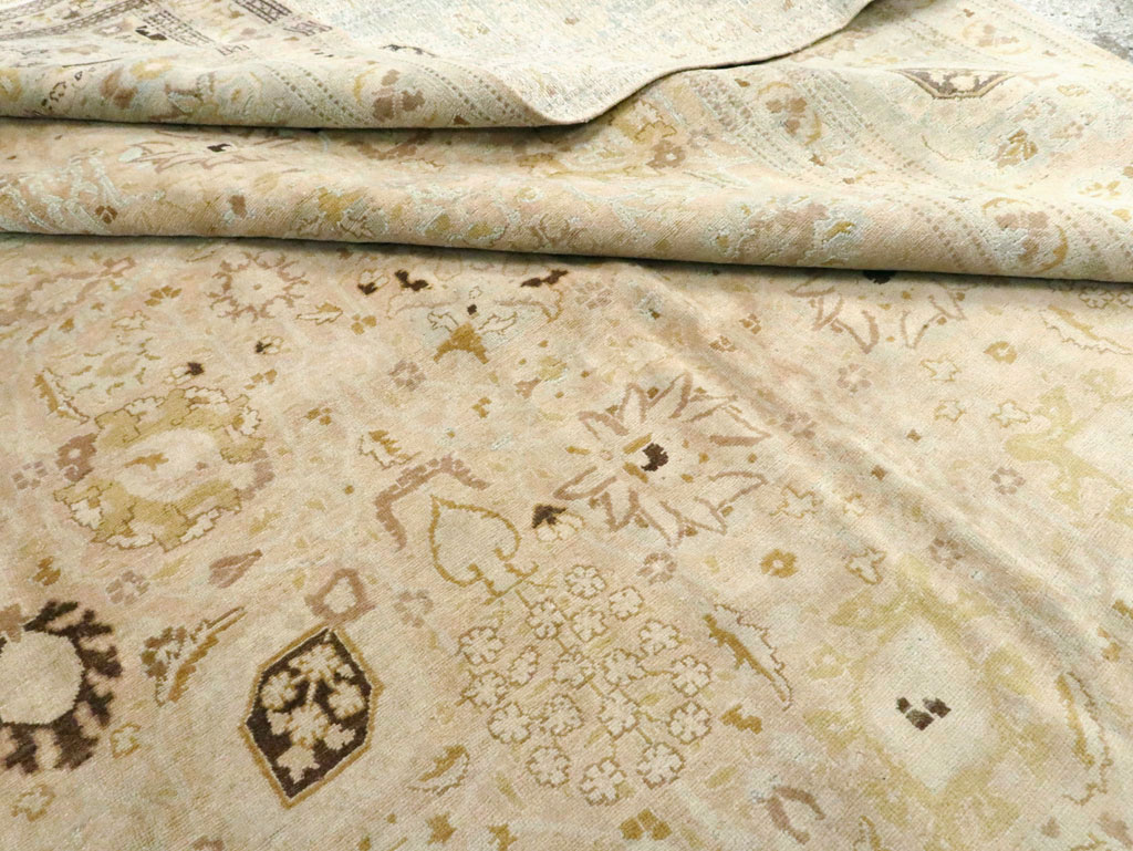 Antique Persian Tabriz Carpet, No.18590 - Galerie Shabab