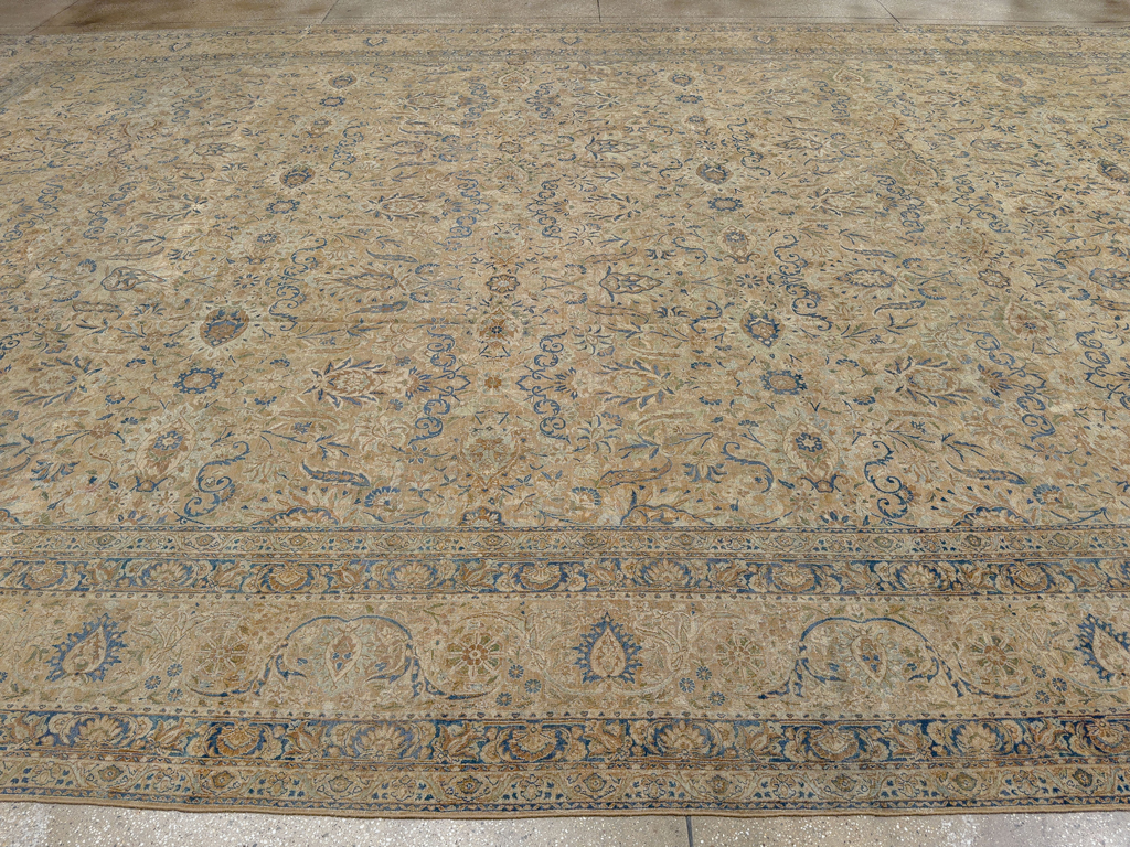 Antique Persian Lavar Kerman Oversize Carpet, No.18592 - Galerie Shabab