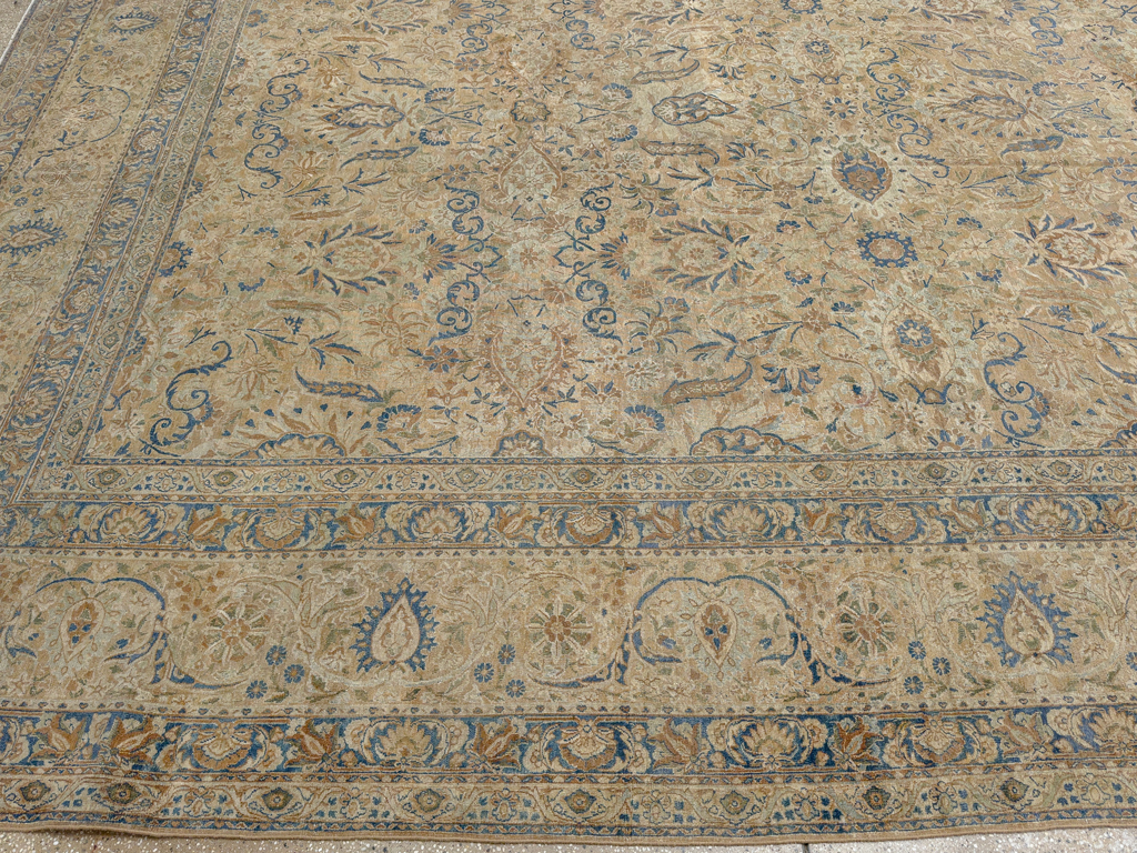 Antique Persian Lavar Kerman Oversize Carpet, No.18592 - Galerie Shabab