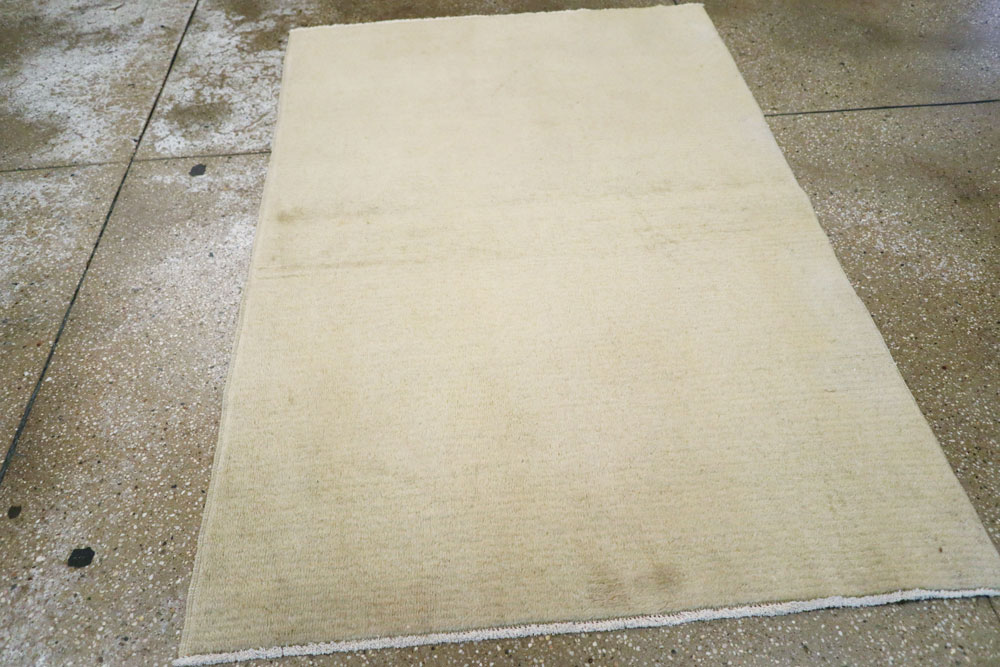 Vintage Turkish Anatolian Throw Rug, No.18598 - Galerie Shabab