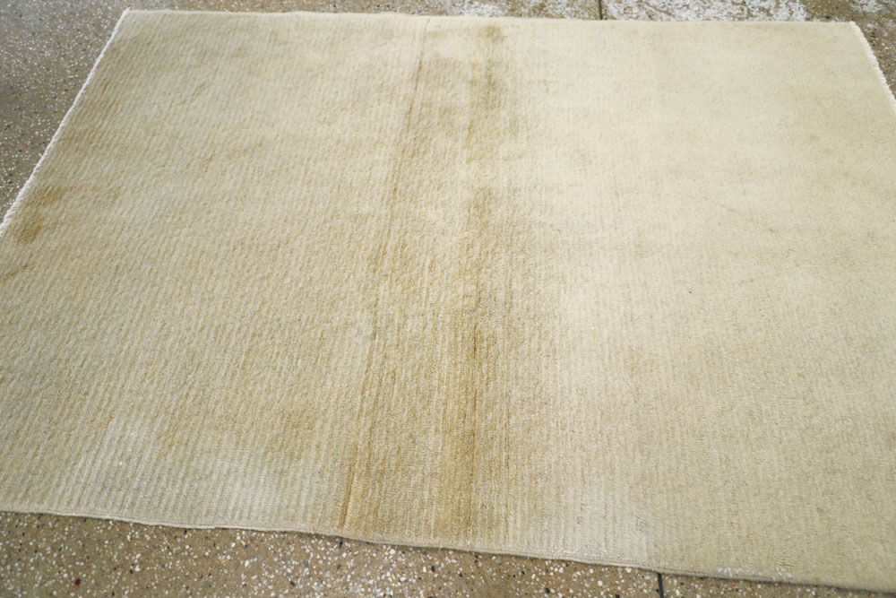 Vintage Turkish Anatolian Throw Rug, No.18598 - Galerie Shabab