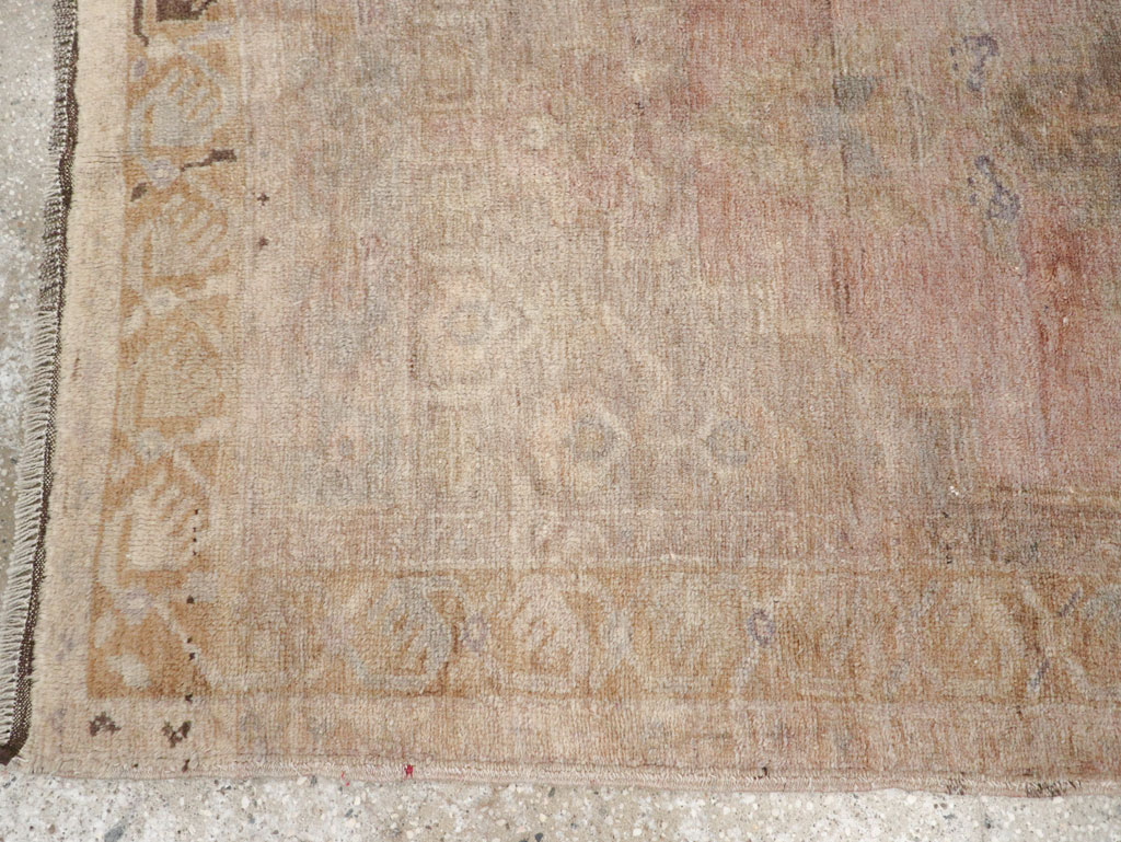 Antique Turkish Oushak Rug, No.18599 - Galerie Shabab