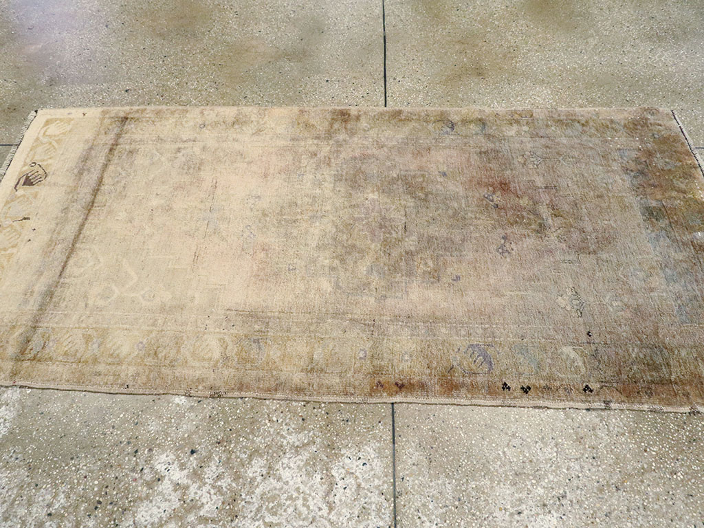 Antique Turkish Oushak Rug, No.18599 - Galerie Shabab