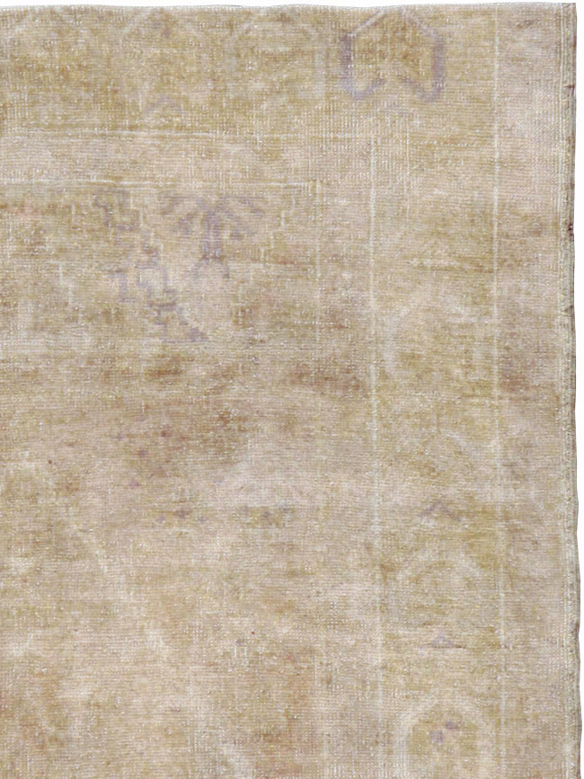 Vintage Turkish Oushak Rug, No.18602 - Galerie Shabab