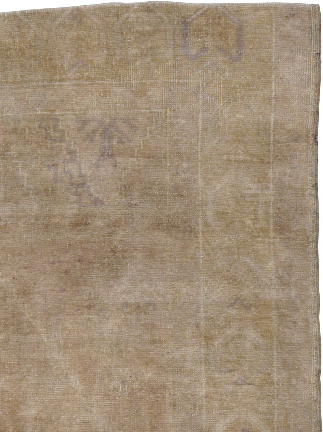 Vintage Turkish Oushak Rug, No.18602 - Galerie Shabab