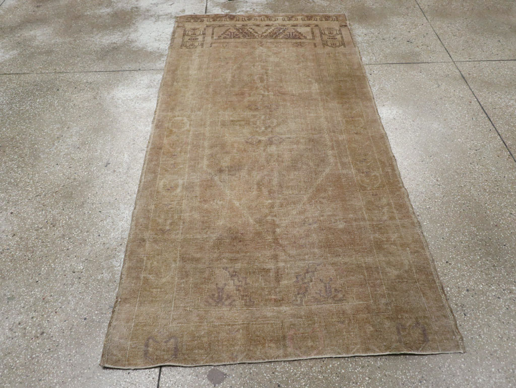 Vintage Turkish Oushak Rug, No.18602 - Galerie Shabab