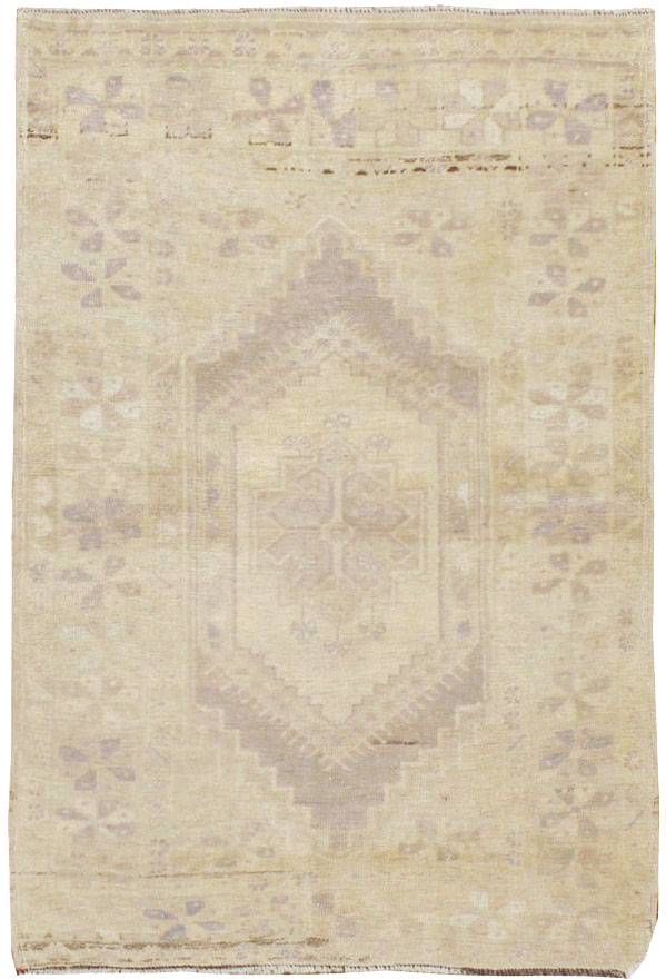 Vintage Turkish Oushak Rug, No.18606 - Galerie Shabab