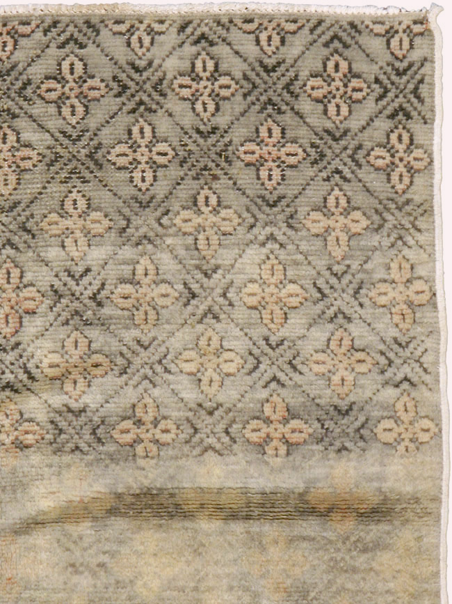 Vintage Turkish Anatolian Rug, No.18610 - Galerie Shabab