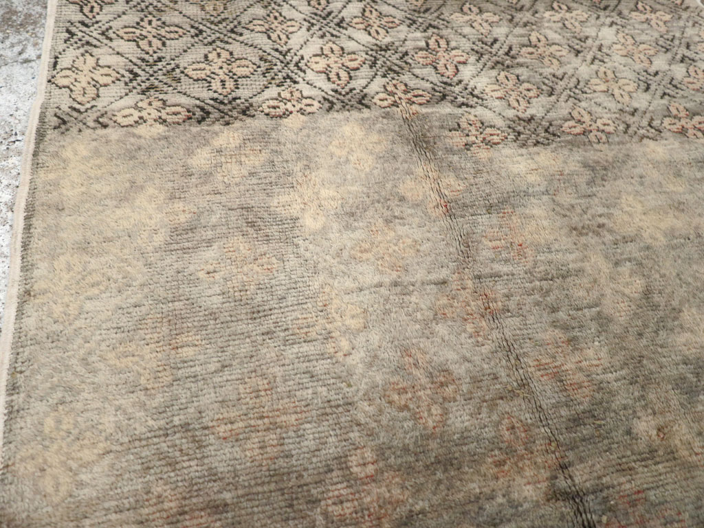 Vintage Turkish Anatolian Rug, No.18610 - Galerie Shabab