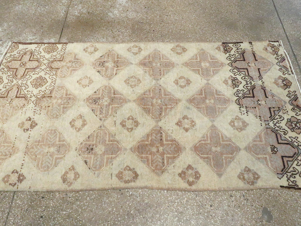 Vintage Turkish Anatolian Rug, No.18612 - Galerie Shabab