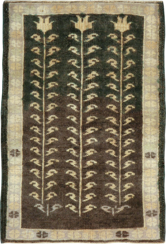 Vintage Turkish Anatolian Rug, No.18613 - Galerie Shabab