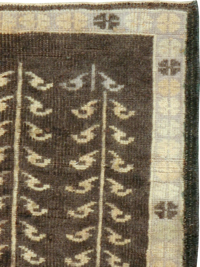 Vintage Turkish Anatolian Rug, No.18613 - Galerie Shabab