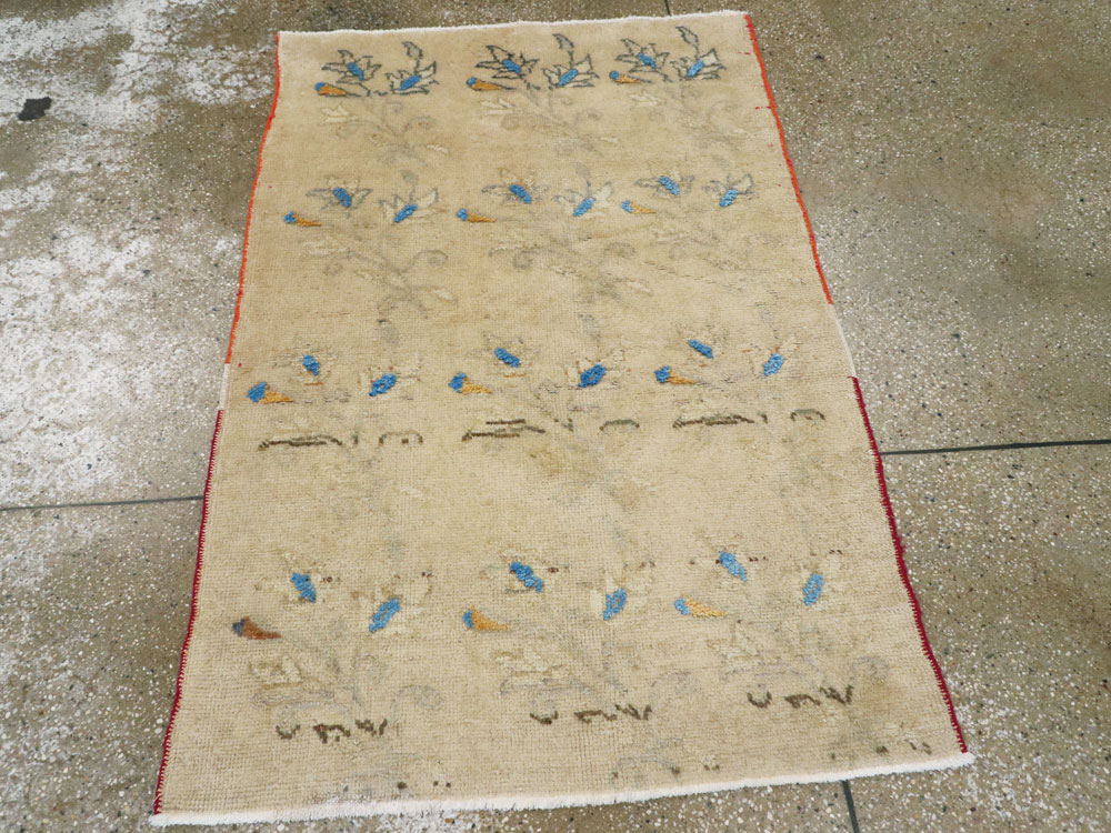 Vintage Turkish Anatolian Rug, No.18616 - Galerie Shabab