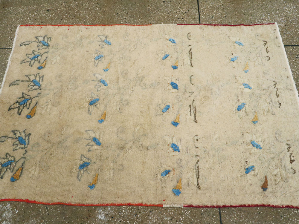 Vintage Turkish Anatolian Rug, No.18616 - Galerie Shabab