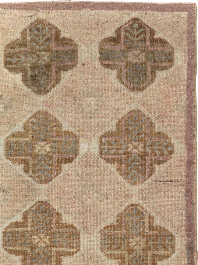 Vintage Anatolian Rug, No.18617 - Galerie Shabab