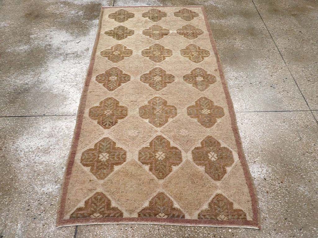 Vintage Anatolian Rug, No.18617 - Galerie Shabab