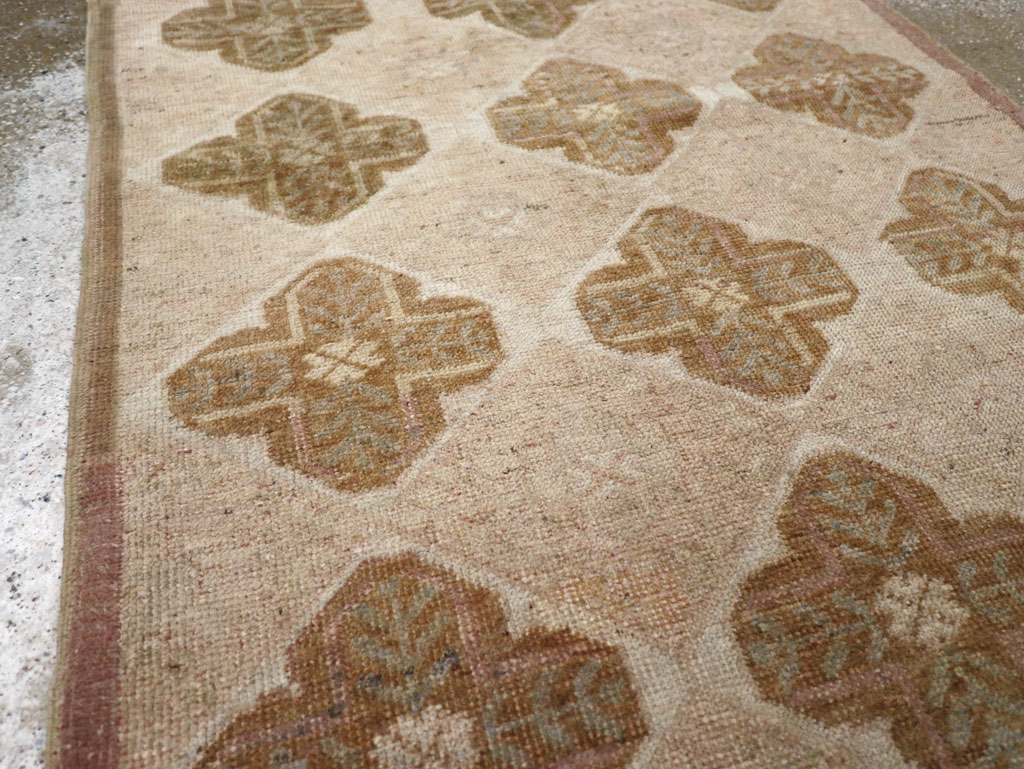 Vintage Anatolian Rug, No.18617 - Galerie Shabab