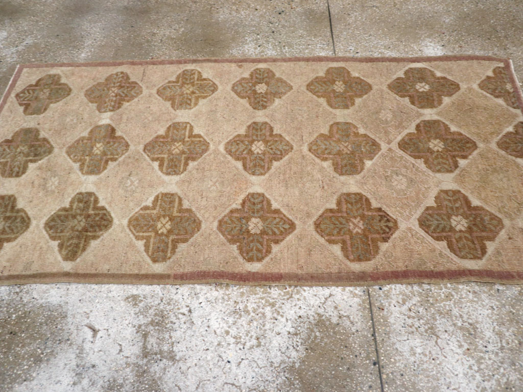 Vintage Anatolian Rug, No.18617 - Galerie Shabab