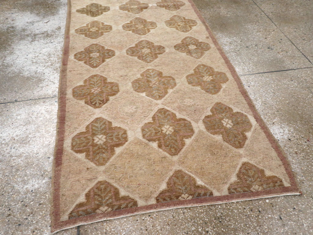 Vintage Anatolian Rug, No.18617 - Galerie Shabab